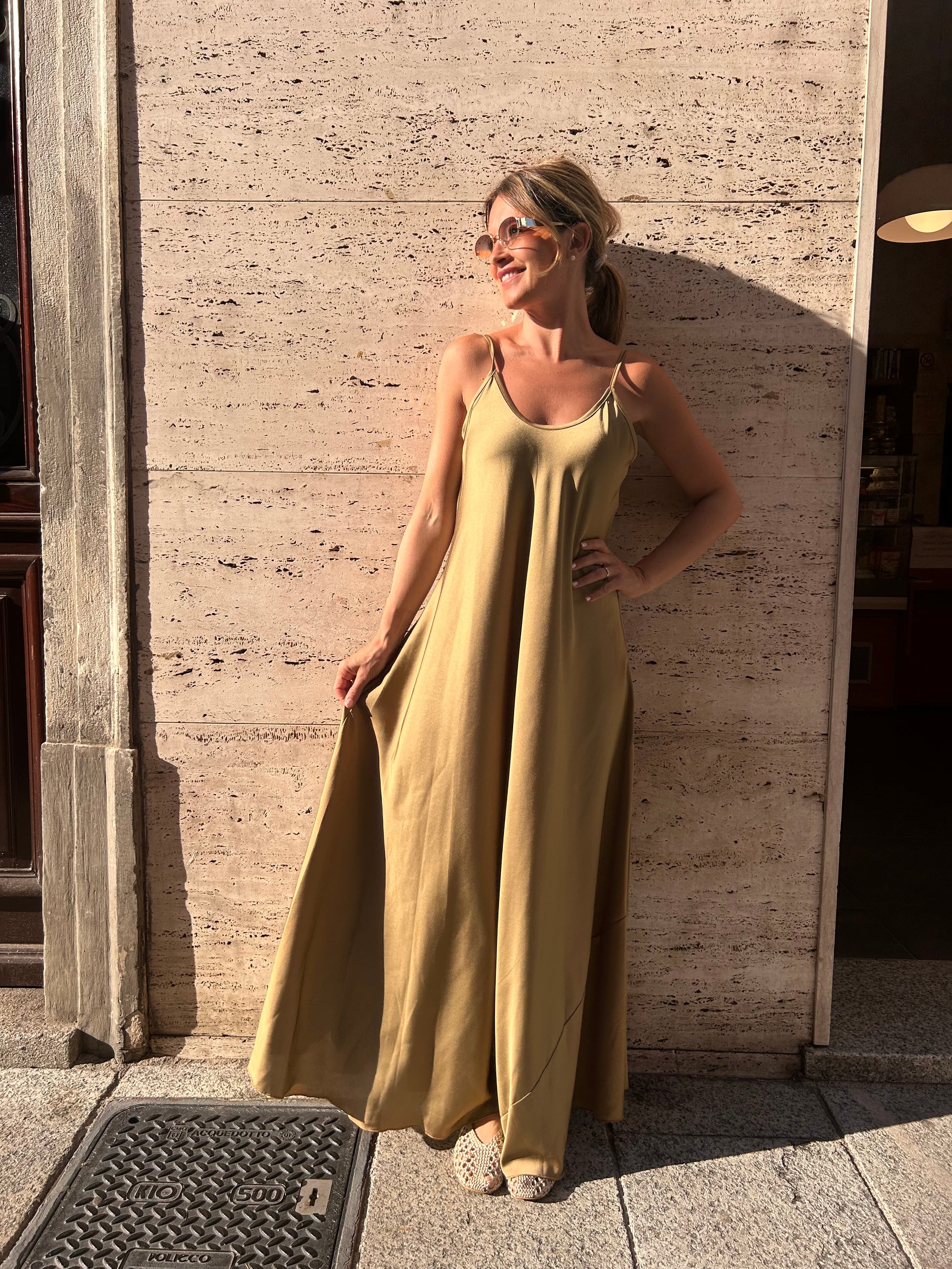 ABITO BENEDETTA