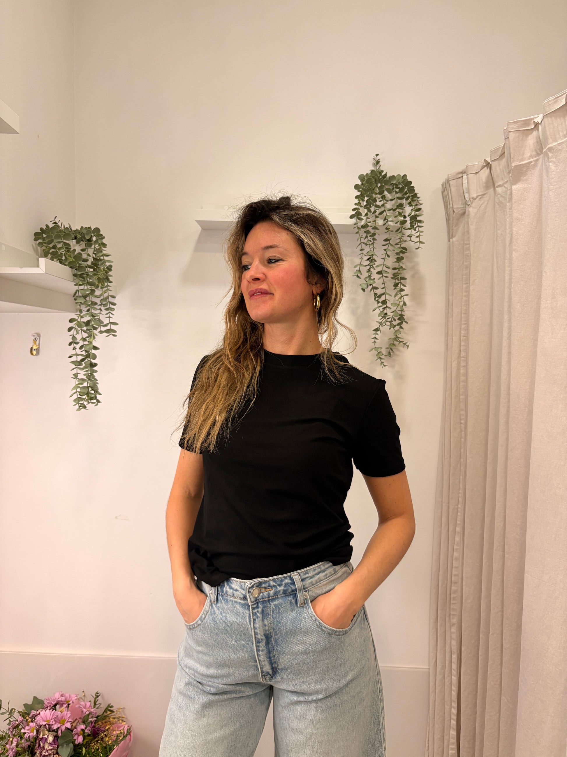 T-SHIRT LUCIA
