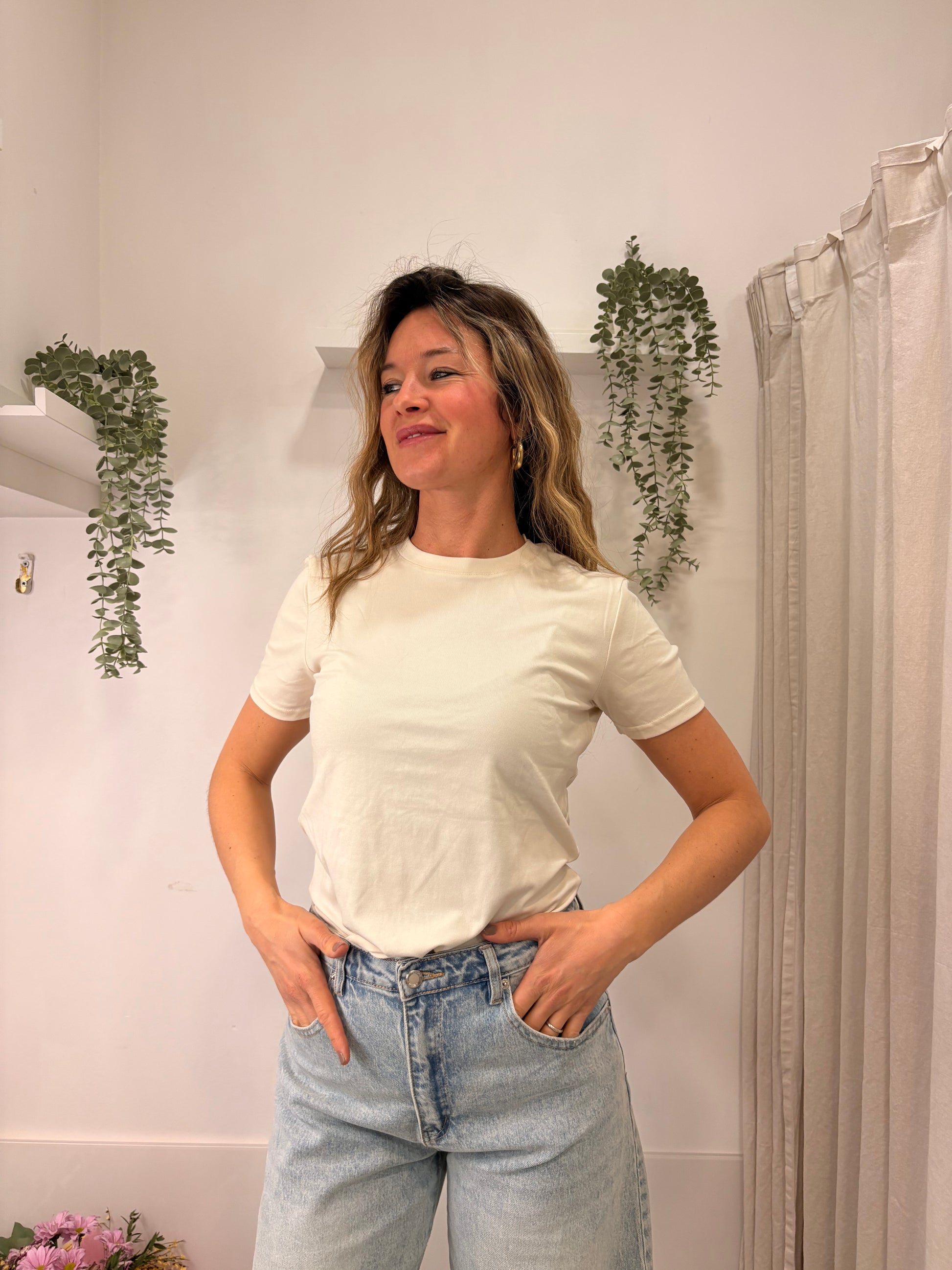 T-SHIRT LUCIA