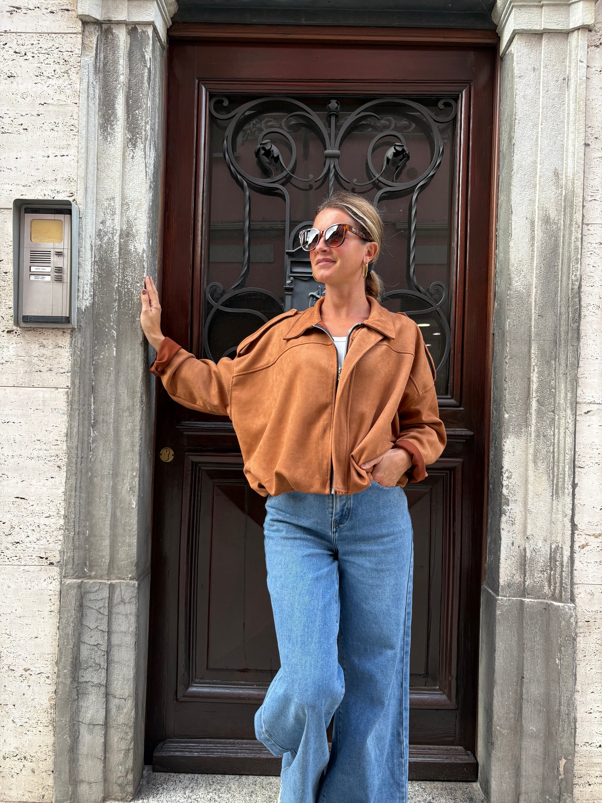 BOMBER CARLOTTA