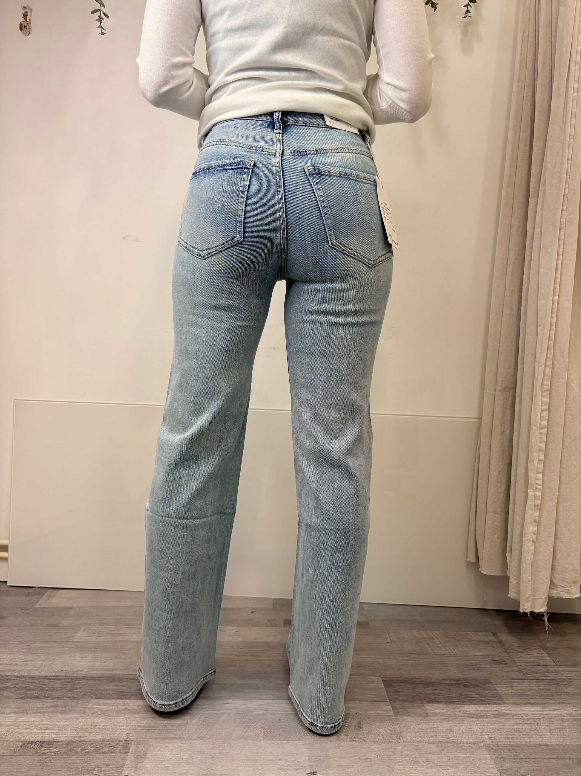 JEANS LIONE