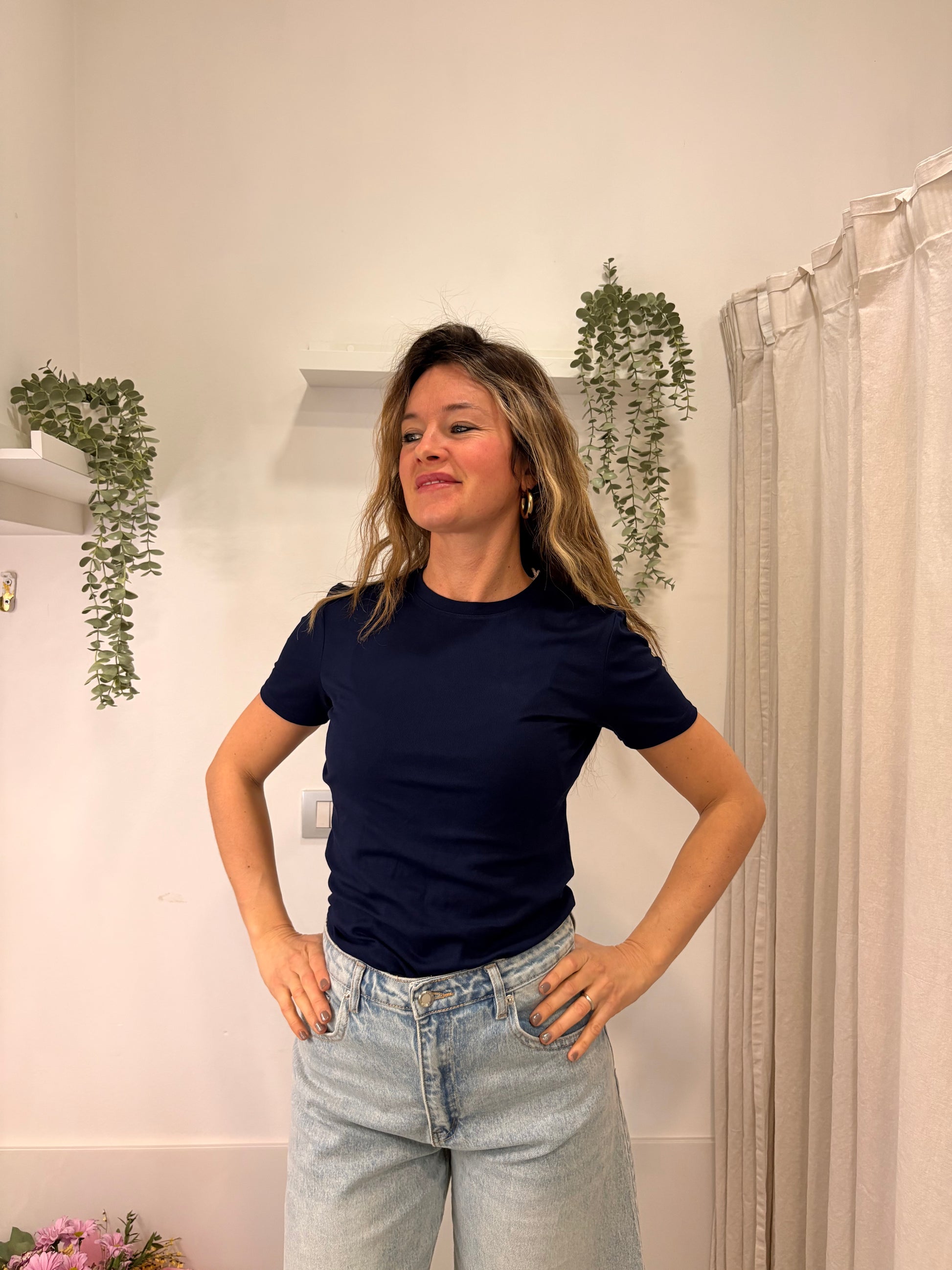 T-SHIRT LUCIA