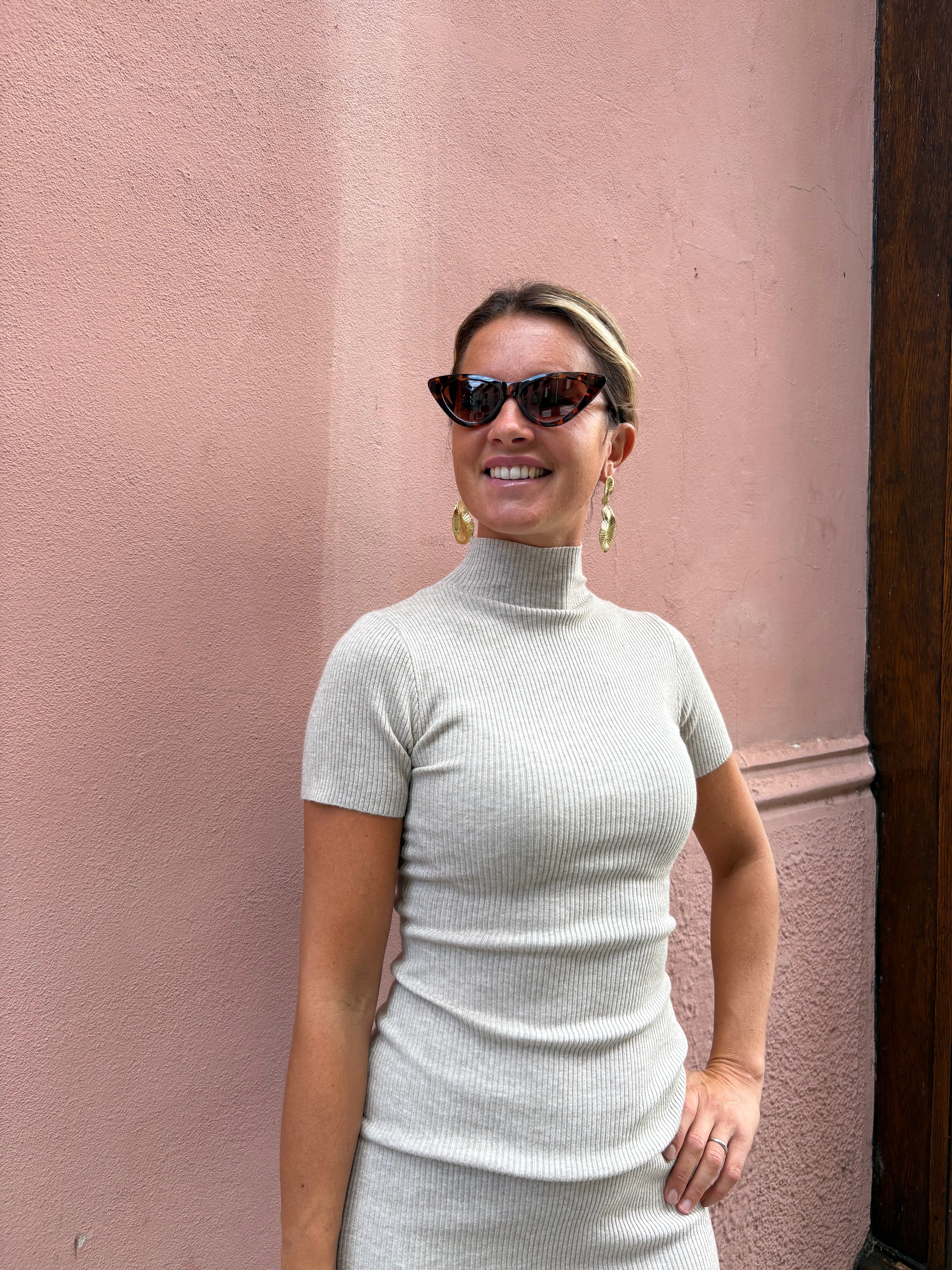 ABITO CARLOTTA