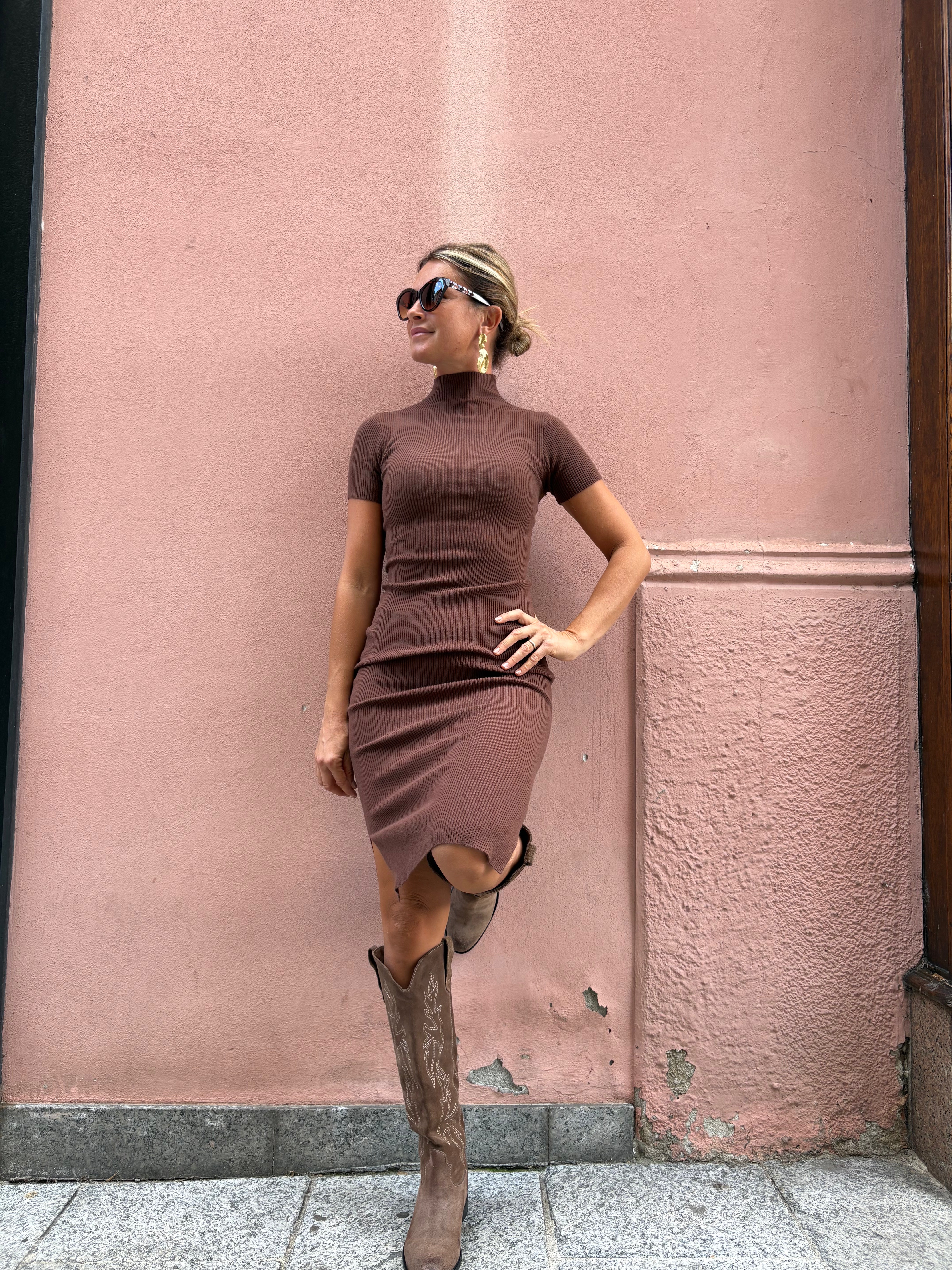 ABITO CARLOTTA