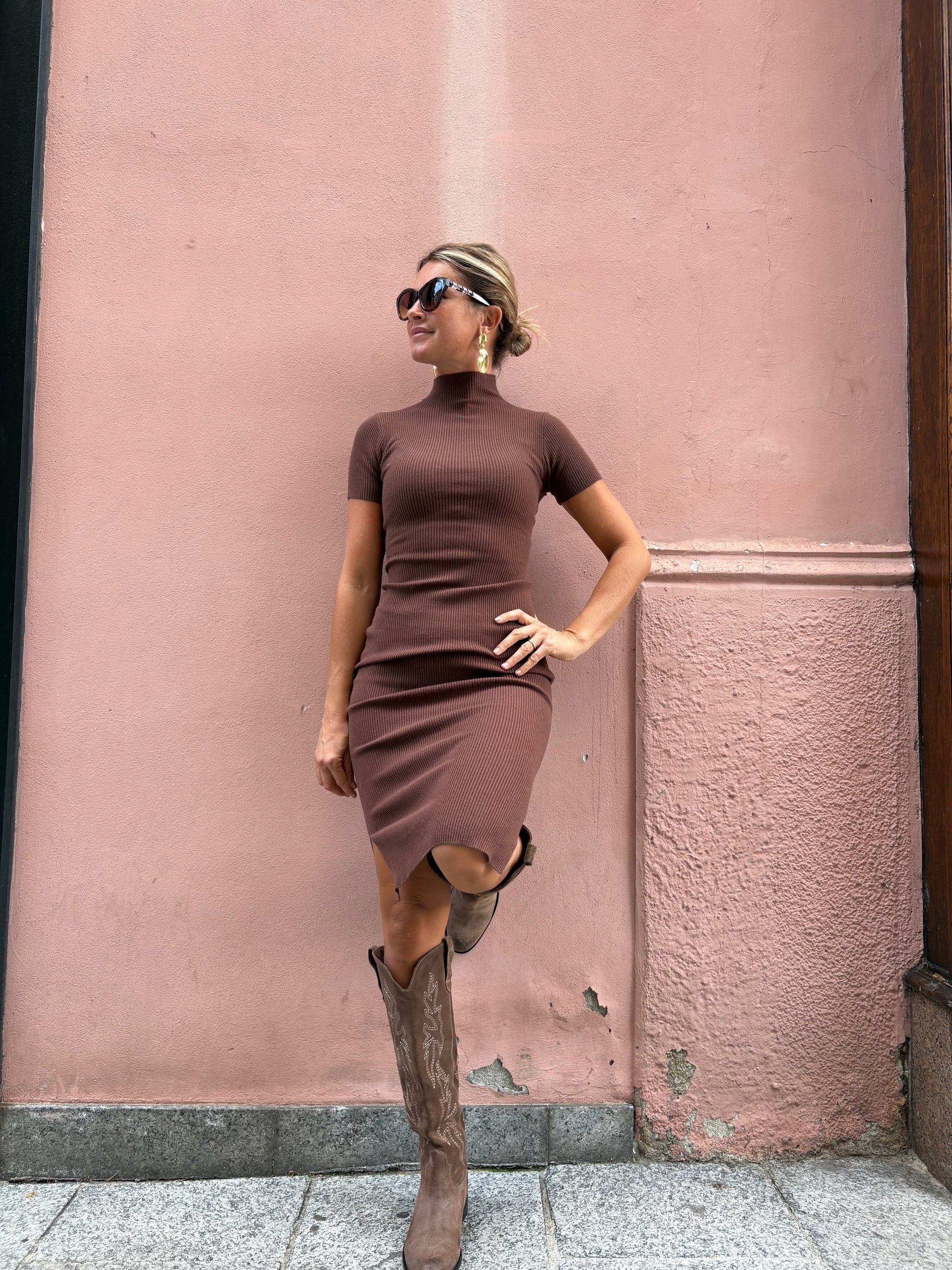 ABITO CARLOTTA