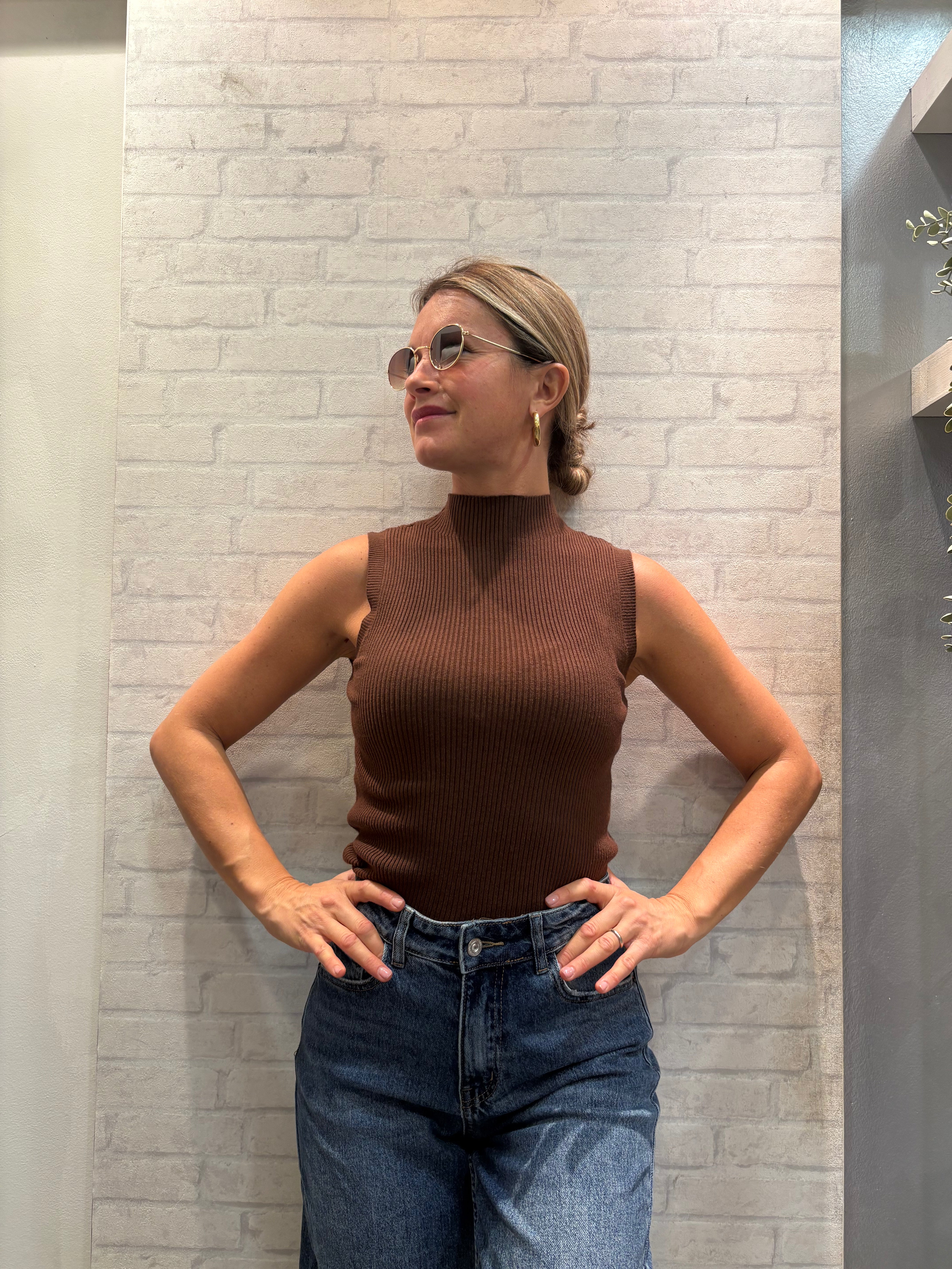 TOP NICOLETTA